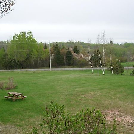 Forest Haven Inn Tatamagouche Bagian luar foto